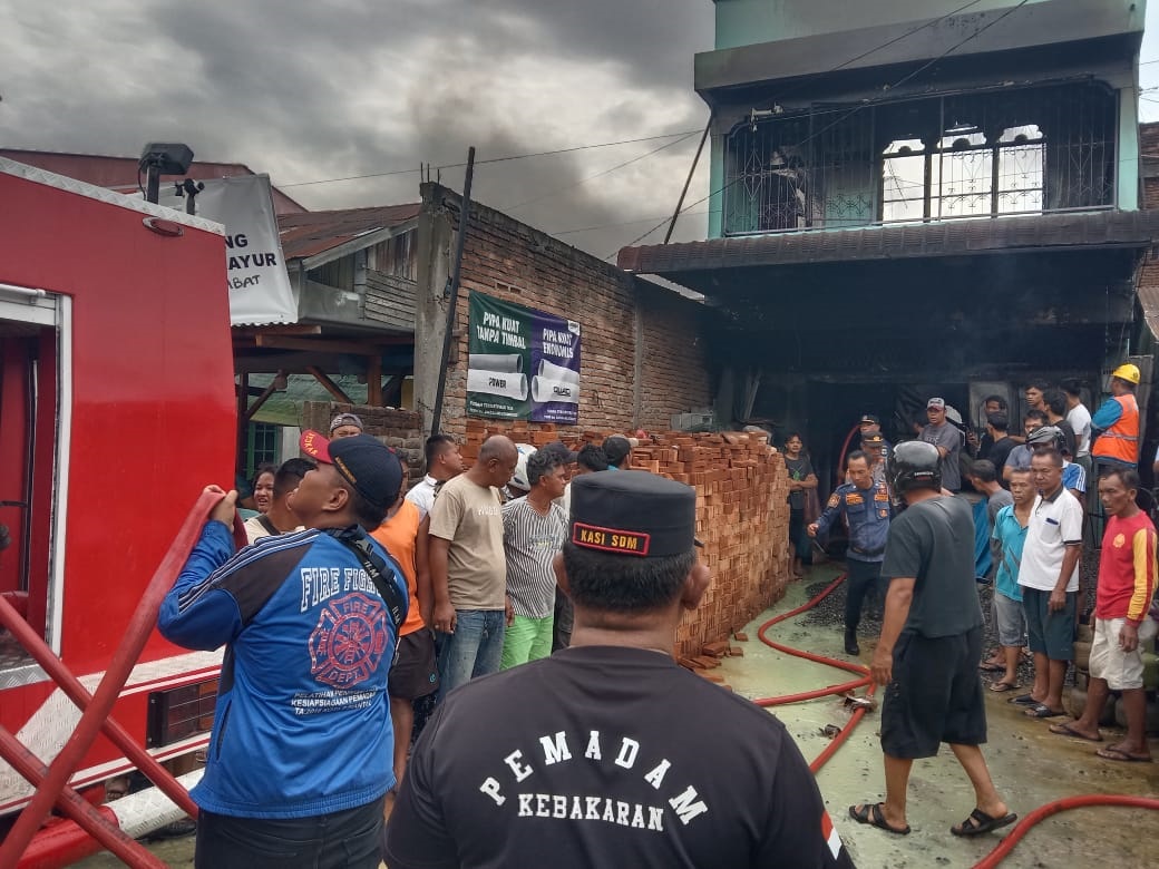 Panglong Ludes Terbakar Di Simalungun, Kerugian Capai Rp2 Miliar