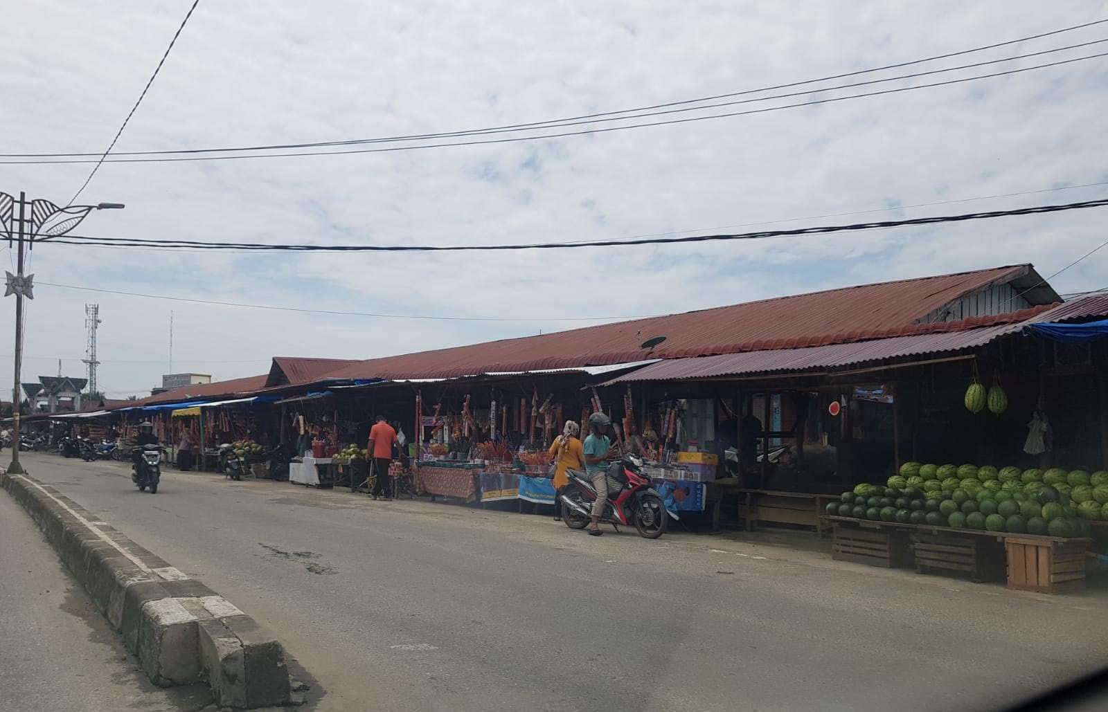 Warung Penjual Takjil Dan Mercon Rubah Wajah Subulussalam