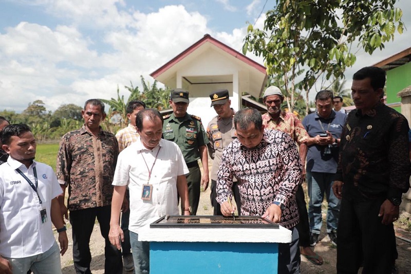 Iswanto Teken Prasasti Di Maheng