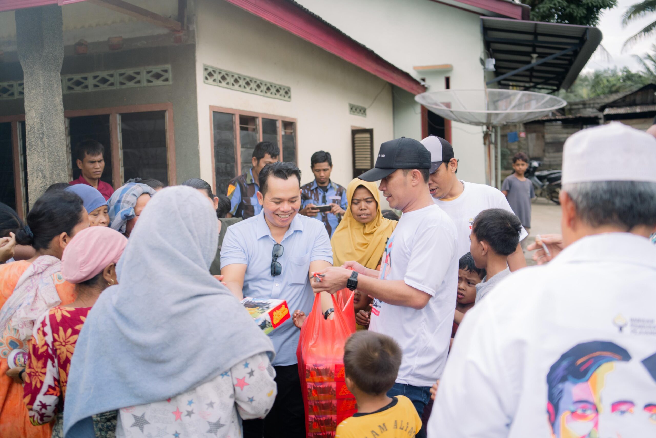 BPP Palas Bagikan Makan Siang Gratis Usai Deklarasi