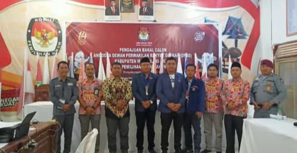 40 Bacaleg Partai Nasdem Daftar Ke KPU