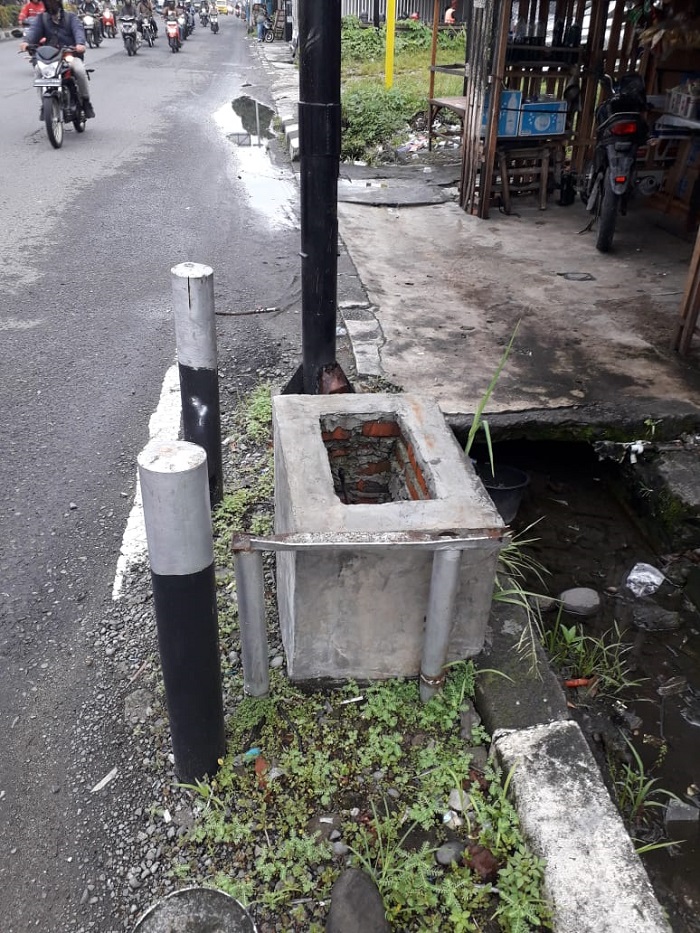Automatic Traffic Light Control Km 19 Binjai Disikat Maling