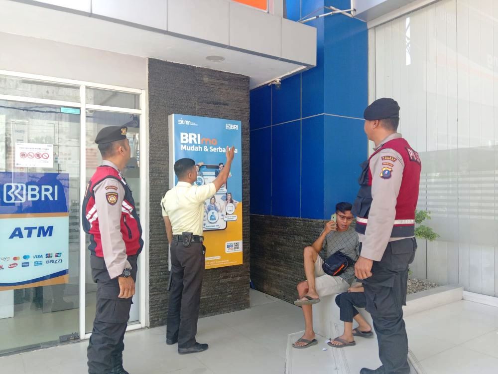 Jelang Pilkada 2024, Personel Sat Samapta Polres Langkat Patroli Dialogis