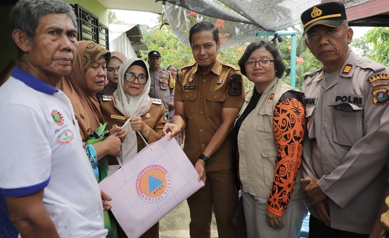 Wali Kota P.Siantar Kunjungi Korban Kebakaran