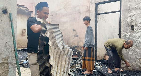 Pejabat Pidie Tidak Punya Firasat Rumahnya Terbakar