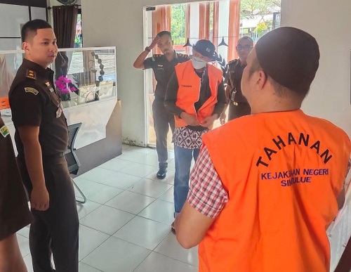 Kejari Simeulue Eksekusi Dua Terpidana Korupsi Proyek Fiktif Simpang Batu Ragi