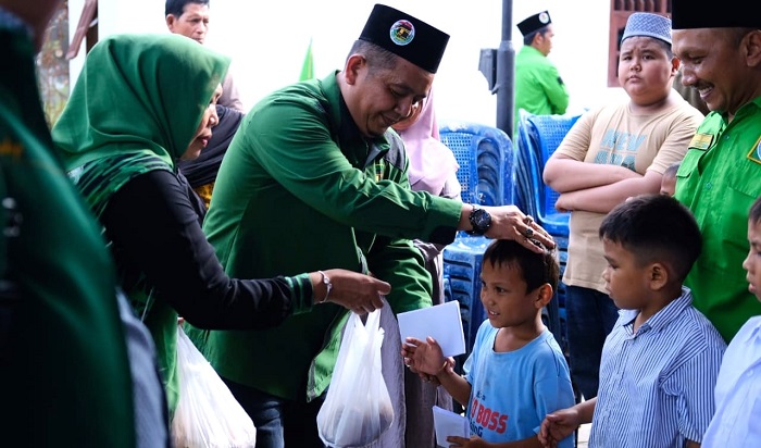 Peringati Harlah Ke-51, DPC PPP Padangsidimpuan Santuni Anak Yatim
