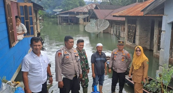 Ratusan KK Terdampak Banjir Di Rianiate