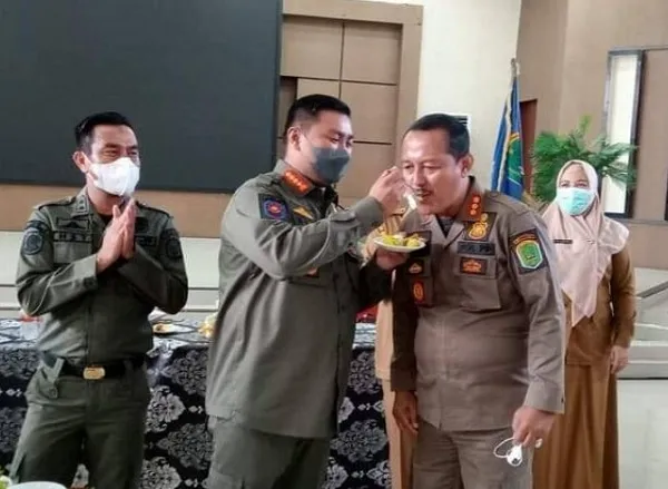 Satpol PP Sungkan Tertibkan Bangunan Tanpa Izin Di Aek Kanopan