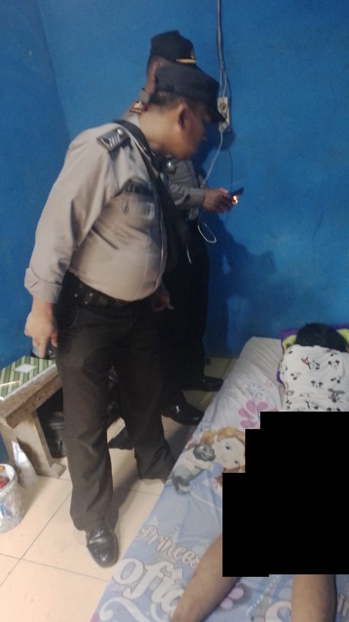 Warga Pamatangraya Heboh, Wanita Ditemukan Tewas Di Kamar Kos