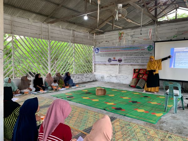 Dosen MIPA Unsam Beri Pelatihan Pengolahan Limbah Ikan Jadi Kecap