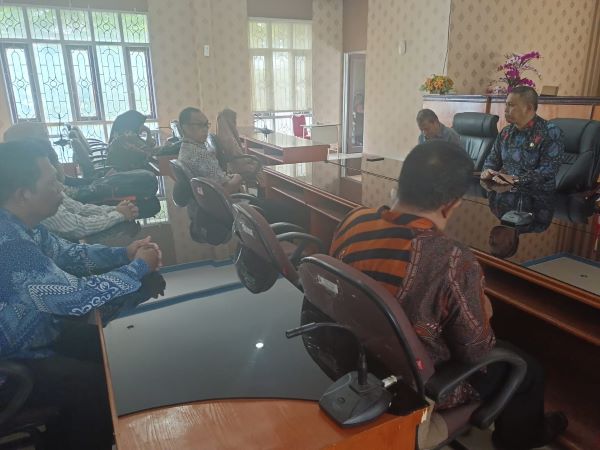 Guru SMPN 4 PS Tuan Minta Kasek Dicopot