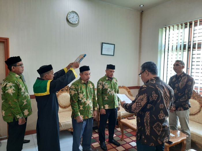 Kemenag Nagan Raya Lantik Dua Kepala KUA