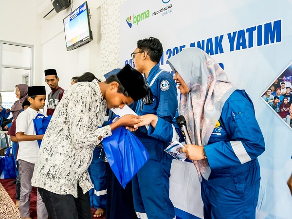 Medco Santuni 295 Anak Yatim Lingkar Blok A