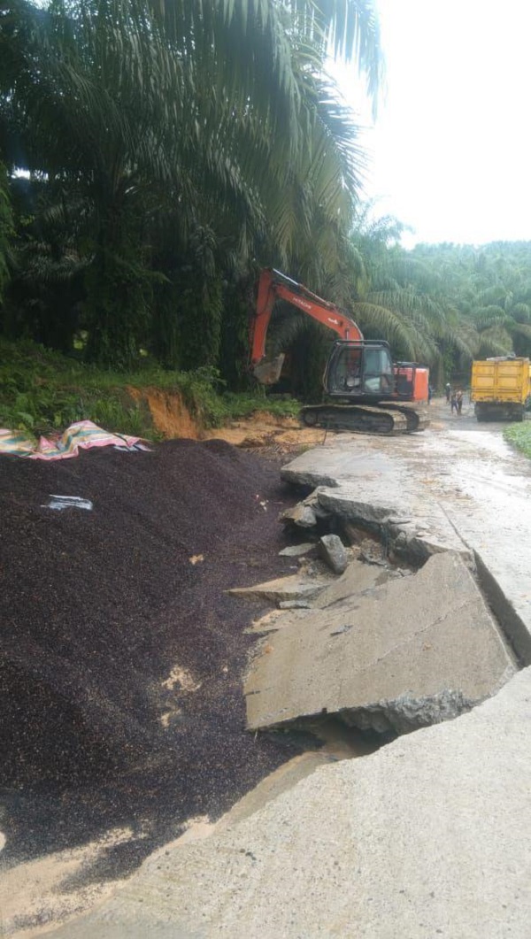 Setiap Hari Hujan Deras, Sejumlah Infrastruktur Di Labusel Rusak