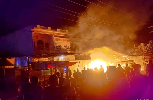 Kios Kelontong Di Beureunuen Ludes Terbakar