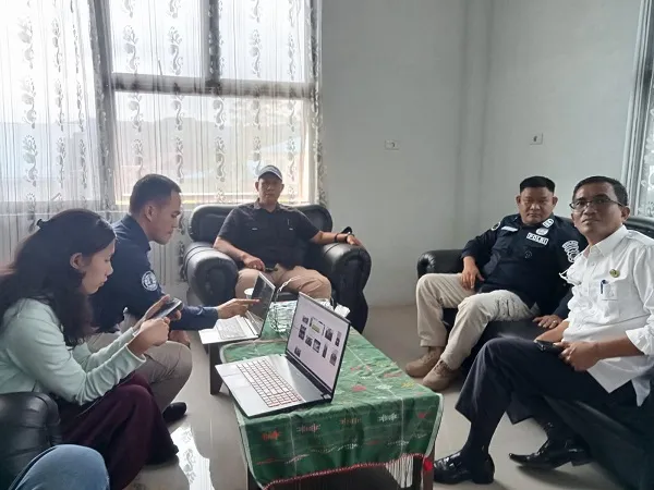 Koordinasi F1H2O, Kasubbid Penmas Polda Sumut Kunjungi Kominfo Toba