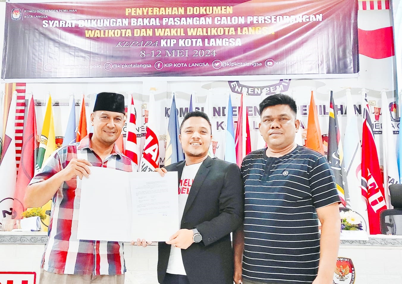 Satu Paslon Perseorangan Cawalkot Mendaftar Ke KIP Langsa