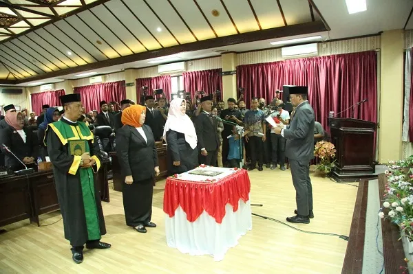 Tiga Anggota PAW DPRK Lhokseumawe Diambil Sumpah