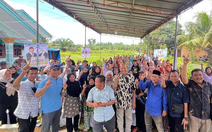 Warga Stabat Dukung Satria