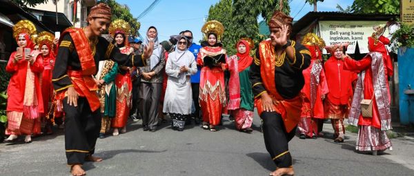 Wali Kota Ajak Kaum Perempuan Terus Berkarya Dan Bangun P.Siantar