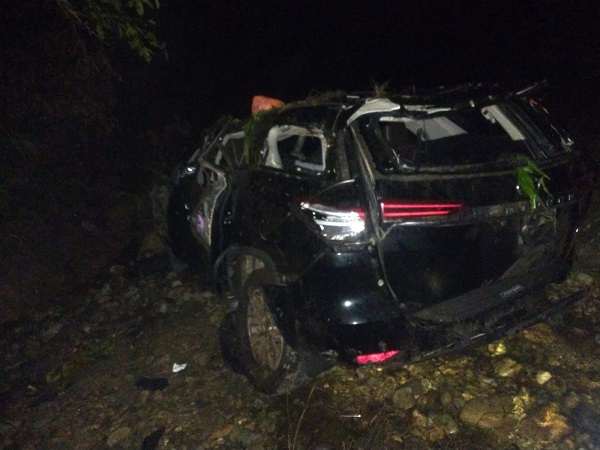 Fortuner Terjun Ke Jurang Jangga Dolok, Satu Tewas Dan 2 Luka