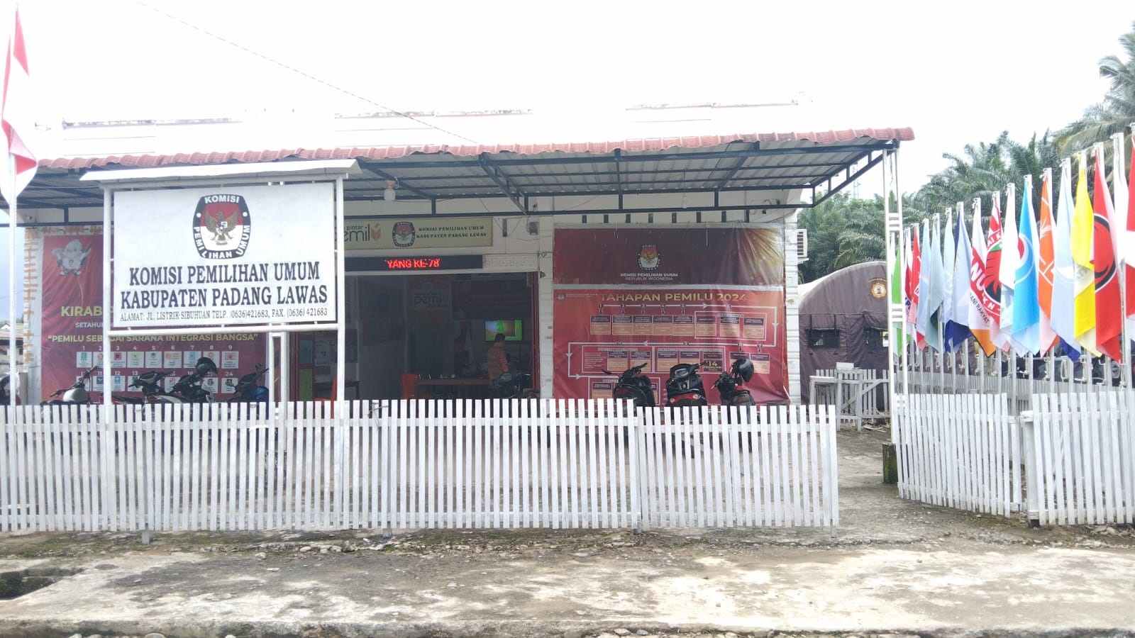 Pasangan Capres-Cawapres 02 Sedikit Unggul Di Palas