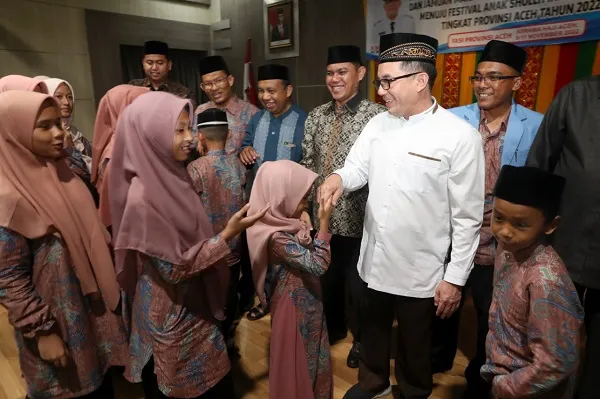 Pj Wali Kota Lepas Kafilah Banda Aceh Ke FASI Tingkat Provinsi