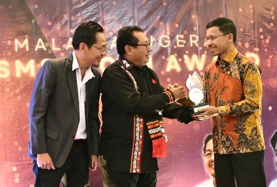 Ketua DPRK Banda Aceh Dianugerah Tokoh Penggerak Sosbud