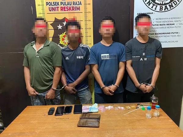 4 Pengguna SS Dibekuk