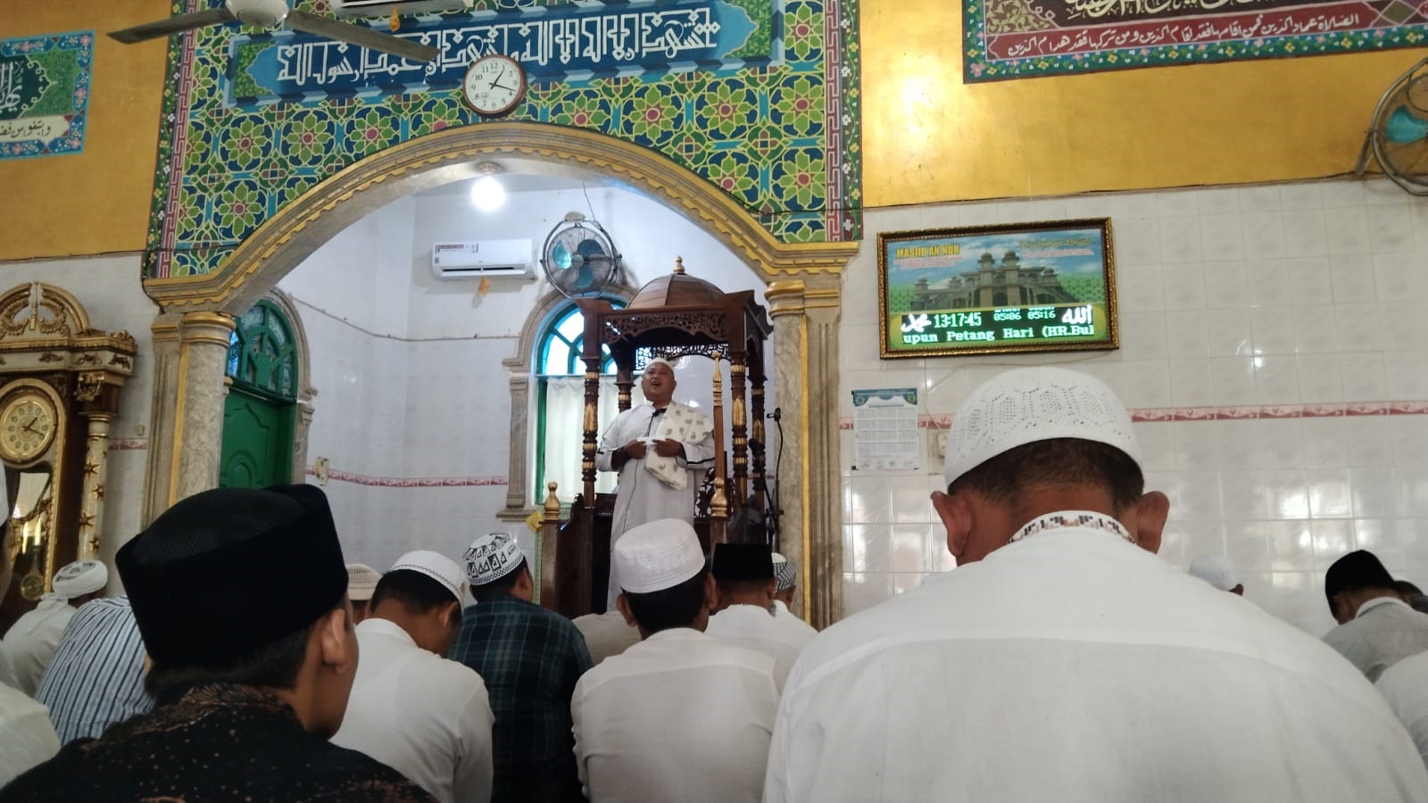 Khatib Jumat Pertama Pasca Pemilu Sampaikan Pesan Taqwa, Jalin Persaudaraan