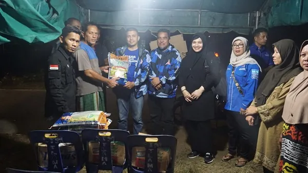 Ketua DPD Partai Demokrat Aceh Muslim Salurkan Bantuan Banjir Aceh Tamiang