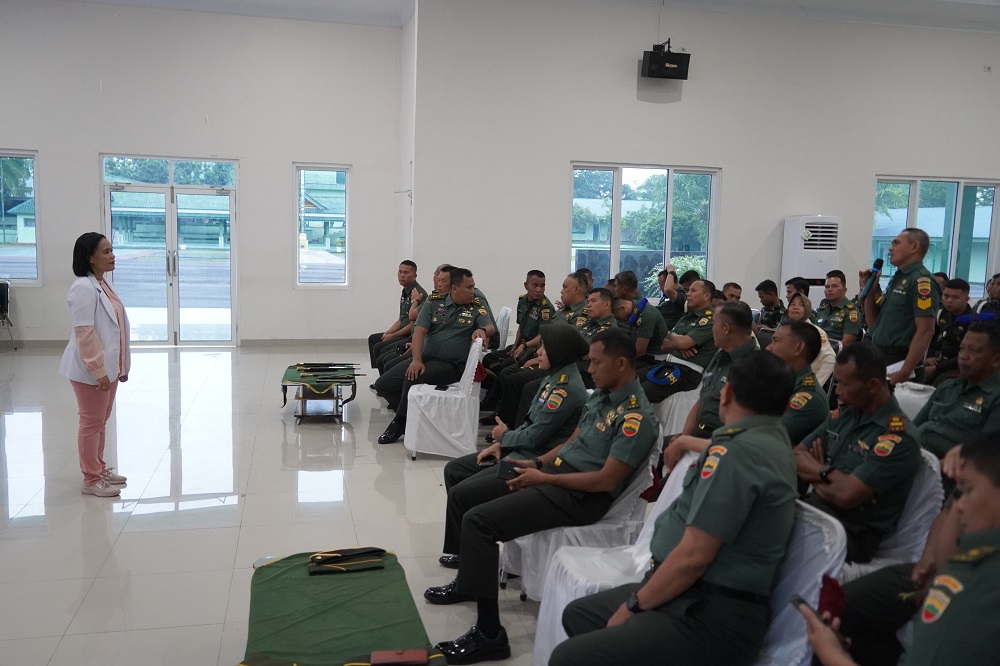 Prajurit Dan PNS Korem 022/PT Ikuti Penyuluhan Tentang Serangan Jantung