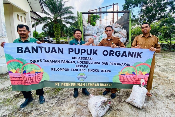 Dongkrak Produktivitas Pertanian, PT PLB Manfaatkan Limbah Bantu Pupuk Petani