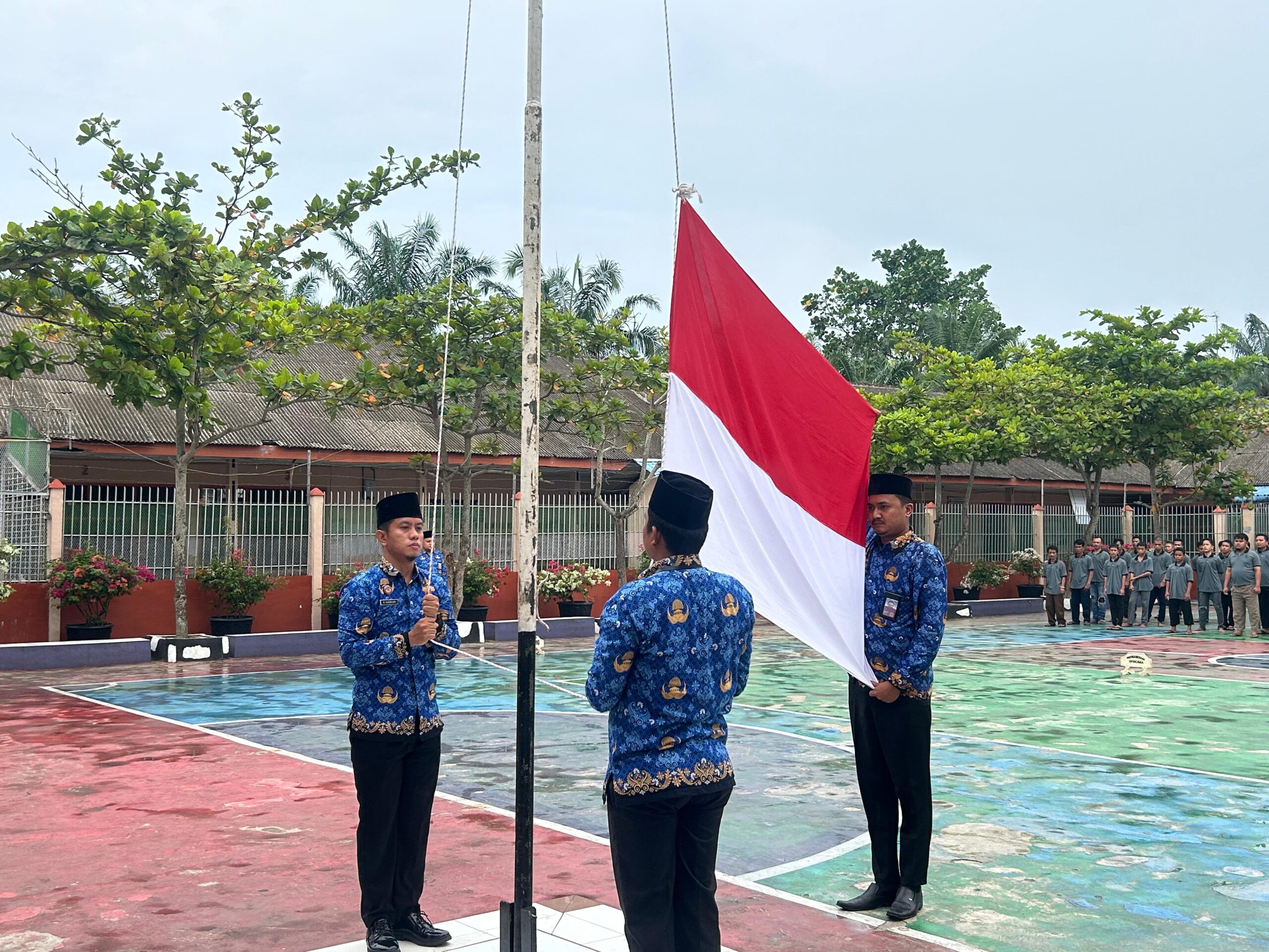 Upacara Harkitnas Ke-116 Di Lapas Labuhan Ruku Khidmat