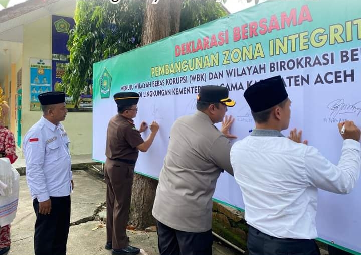Kemenag Abdya Deklarasi ZI Menuju WBK