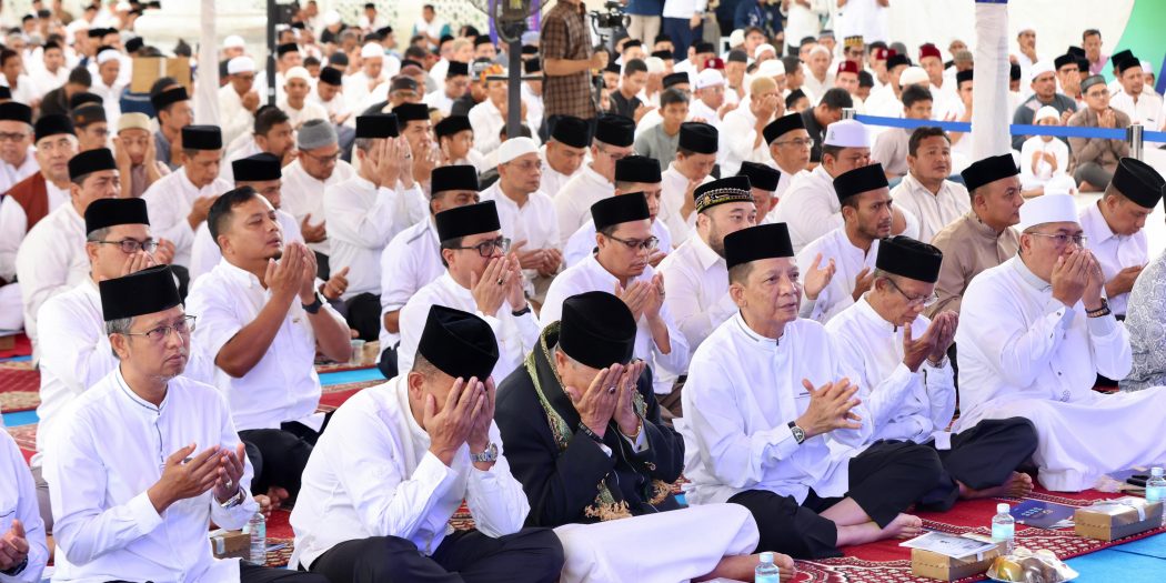 Pj Gubernur Zikir Bersama Masyarakat Untuk Syuhada Tsunami