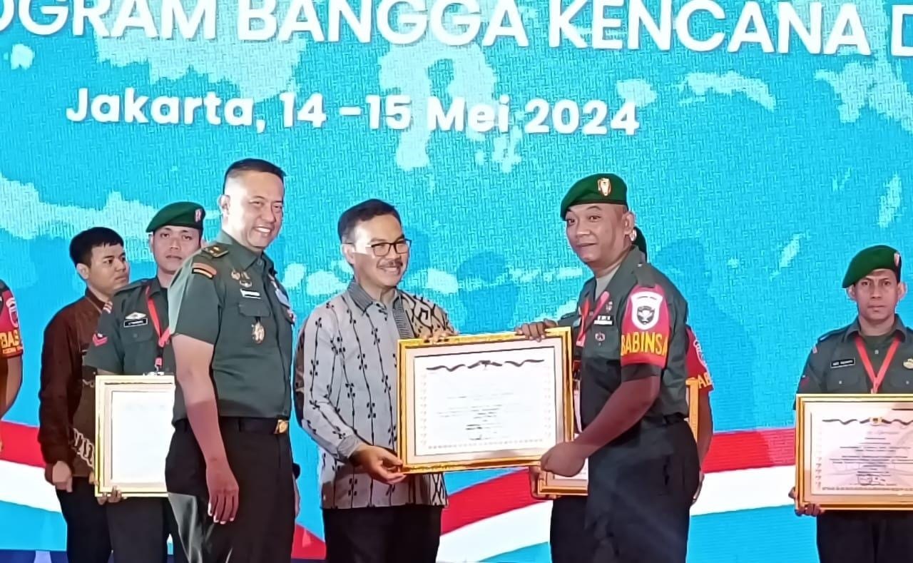 Babinsa Kodim Aceh Timur Wakili Kodam IM Terima Penghargaan Bangga Kencana Dan Penurunan Stunting