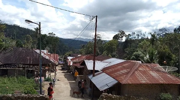 Belasan Tahun Keluhkan Jalan Rusak Desa Terisolir Madina