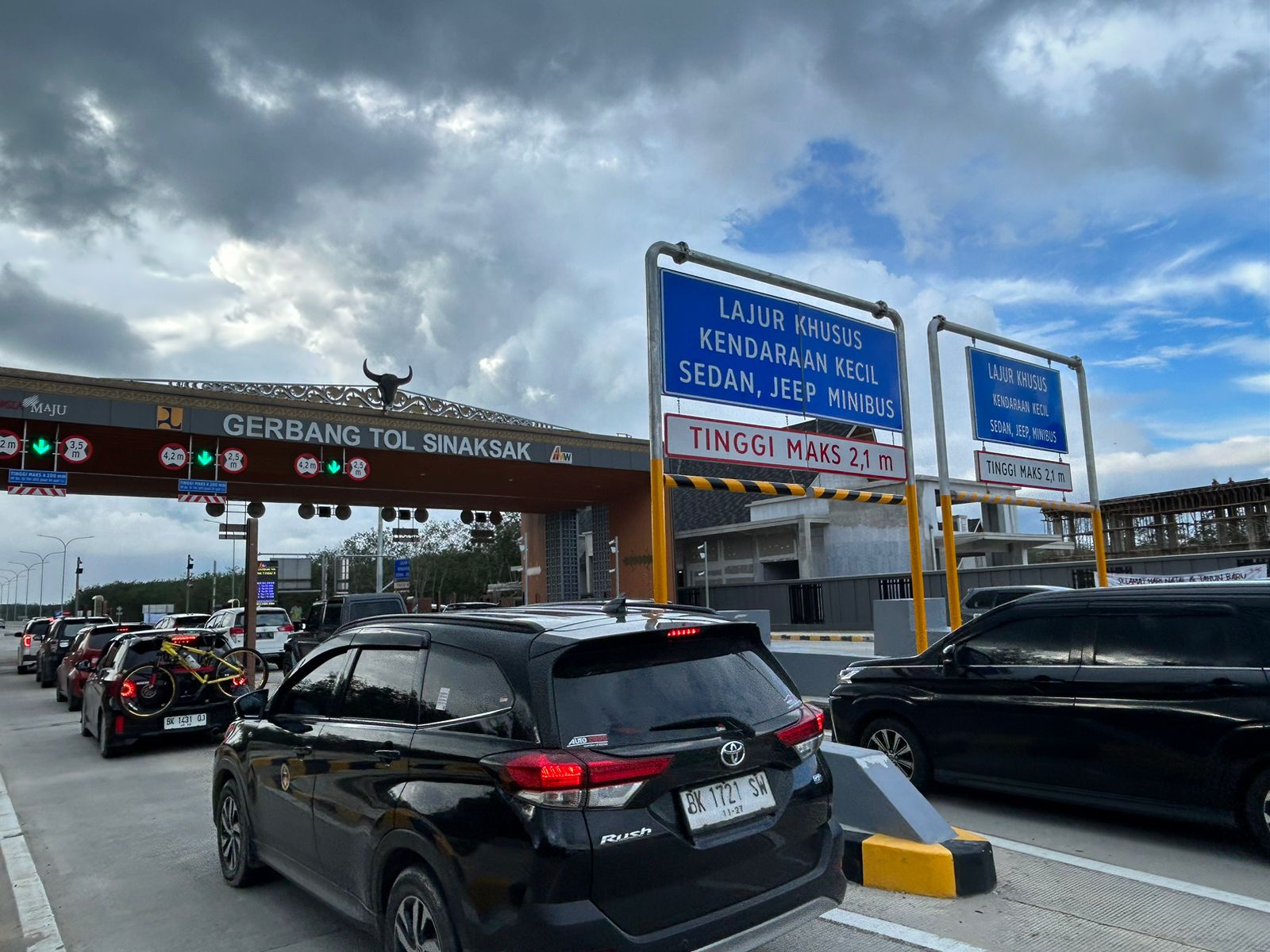 GT Tol Sinaksak Ramai Lancar, Tol Tebingtinggi Sepi Total