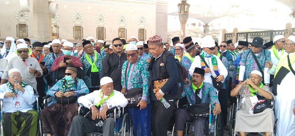 Calhaj Sabang Yang Didominasi Lansia Dalam Keadaan Sehat