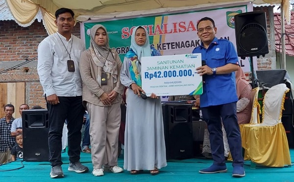 Anggota DPR RI Sosialisasikan Manfaat Jamsostek Di Madina