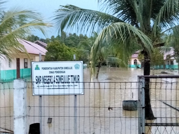 Terdampak Banjir Ribuan Siswa Di Simeulue Tak Sekolah