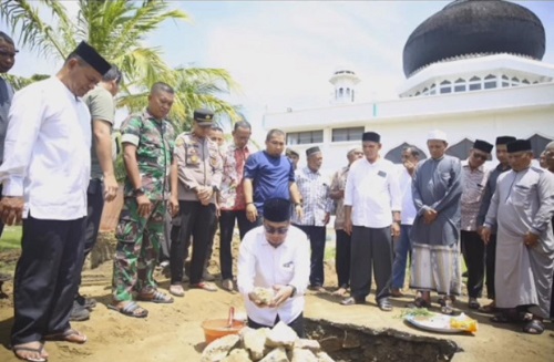 Peletakan Batu Pertama Perluasan Masjid Tgk Chiek Maharaja Ghurah