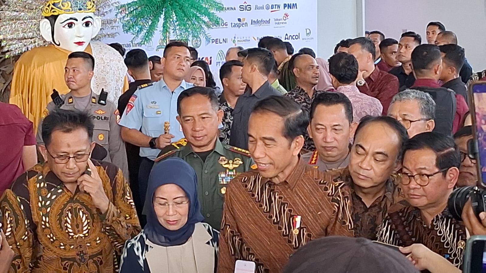 "Kado" HPN 2024 Dari Jokowi: Graha Pers Pancasila dan Publisher Right