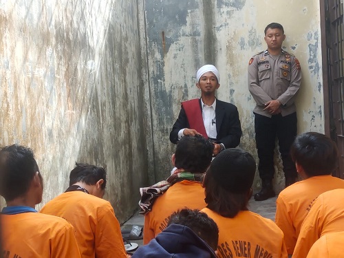 Tahanan Rutan Polres Bener Meriah Diberi Siraman Rohani