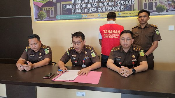 Kemitraan Masyarakat Perintis USU Lakukan PKM Teori Bangunan Hijau Di SMAN 1 Medan