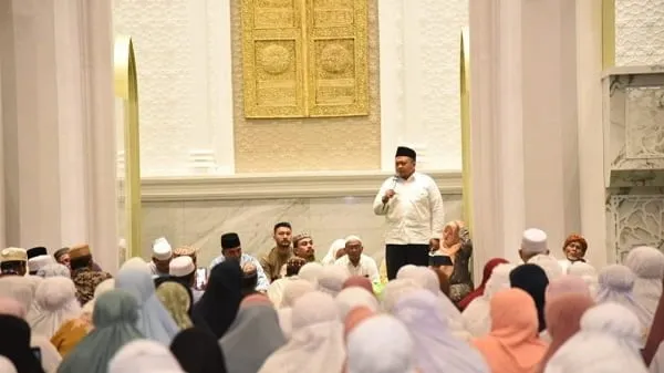 Bupati Tapsel Sambut 1.500 Jamaah Pengajian Surya Al-Hidayah Madina
