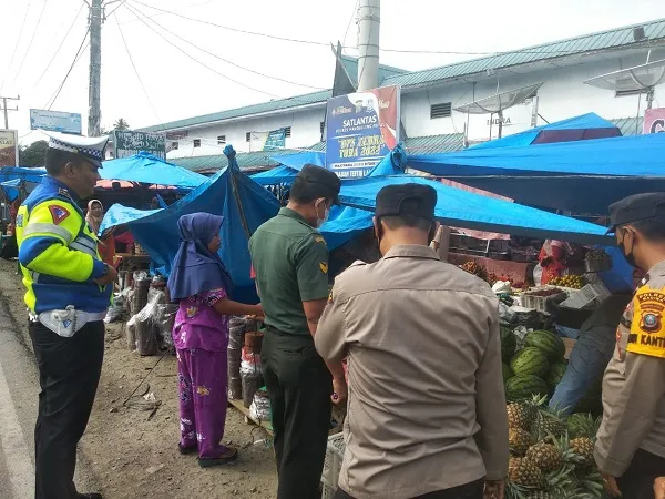 Pengamanan Pasar Tumpah Sinonoan