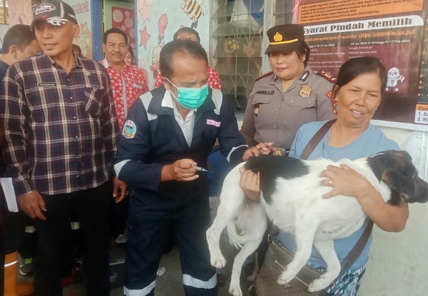 Pemko P. Siantar Vaksinasi Rabies Gratis 